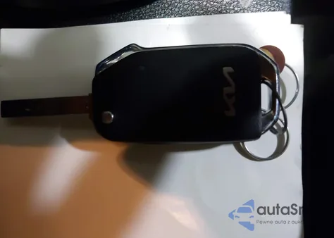 2024 Kia Forte Lxs z USA, uszkodzony, nr VIN 3KPF24AD1RE710400